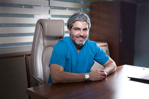 Dr. Serkan Aygin .